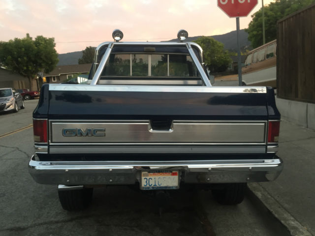 1985 Blue GMC Sierra 1500 Cab & Chassis