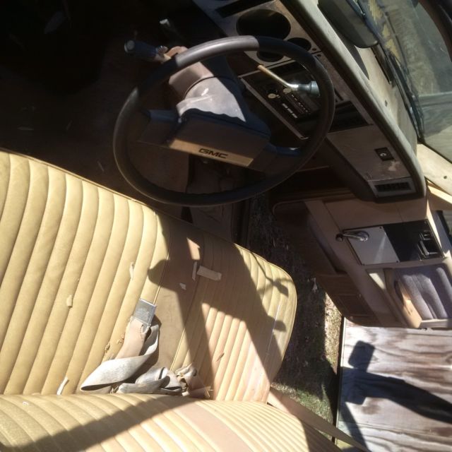 1985 Gold & White (Georgia Tech Edition) GMC Other Long Wheelbase Pickup