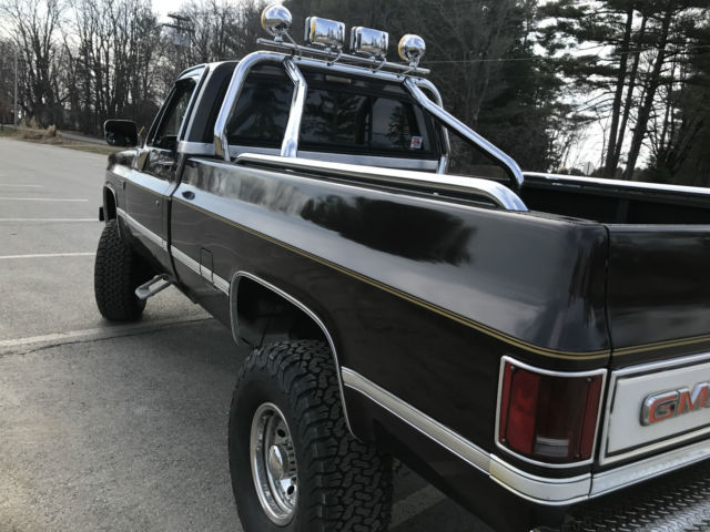 1985 Indian Bronze GMC Sierra 2500 Standard Cab Pickup