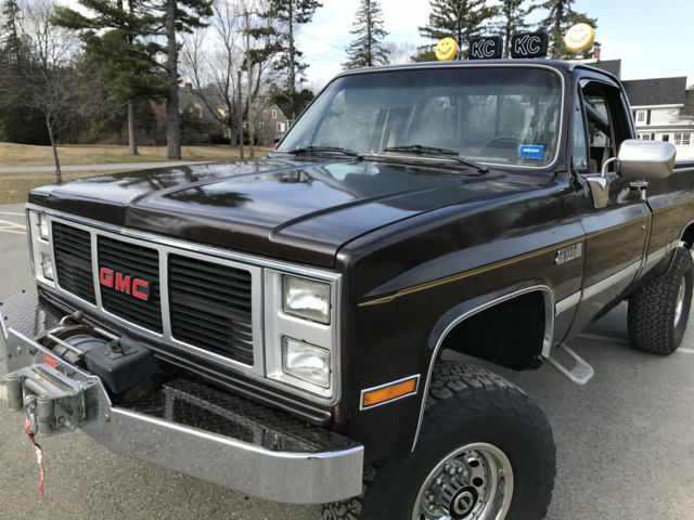 1985 Indian Bronze GMC Sierra 2500 Standard Cab Pickup