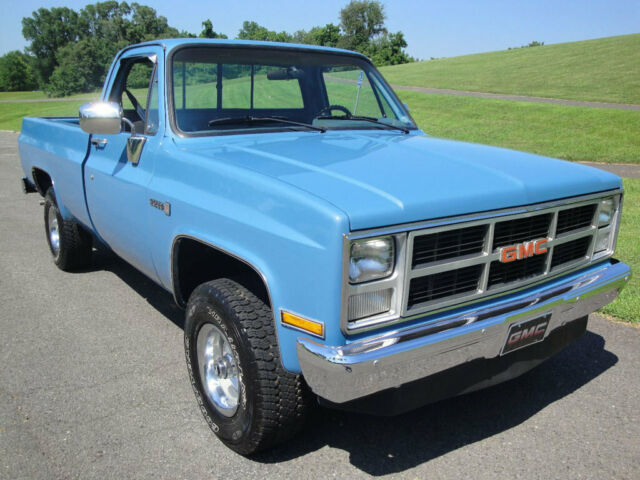 1985 Steel-Blue metallic GMC Sierra 1500 Pickup Truck