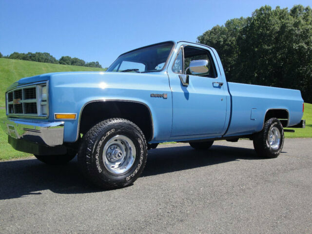 1985 Steel-Blue metallic GMC Sierra 1500 Pickup Truck
