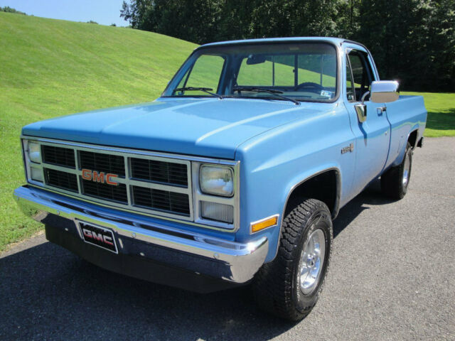 1985 Steel-Blue metallic GMC Sierra 1500 Pickup Truck