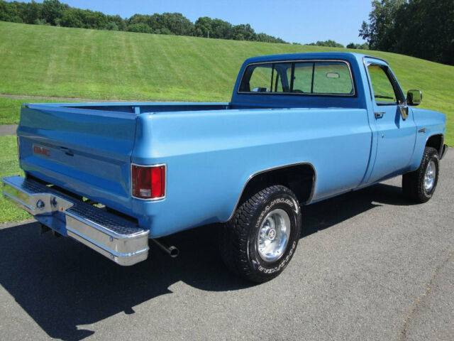 1985 Steel-Blue metallic GMC Sierra 1500 Pickup Truck