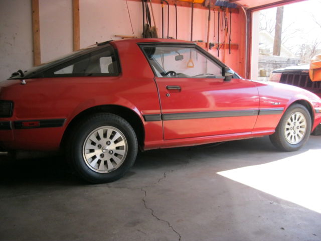 1985 Sunrise red Mazda RX-7
