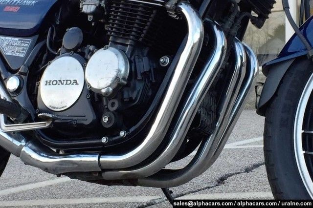 1985 Blue Honda Nighthawk 650 --