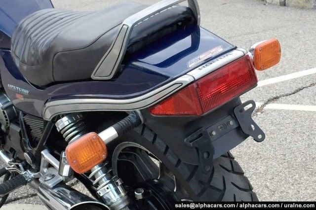 1985 Blue Honda Nighthawk 650 --