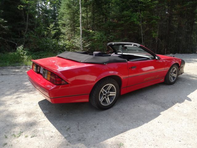 1985 Blood Red/Gold decals Chevrolet Camaro