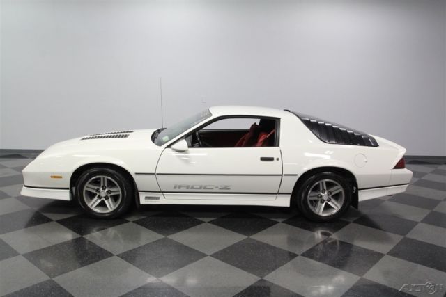 1985 White Chevrolet Camaro