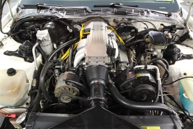 1985 White Chevrolet Camaro