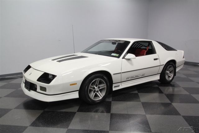 1985 White Chevrolet Camaro