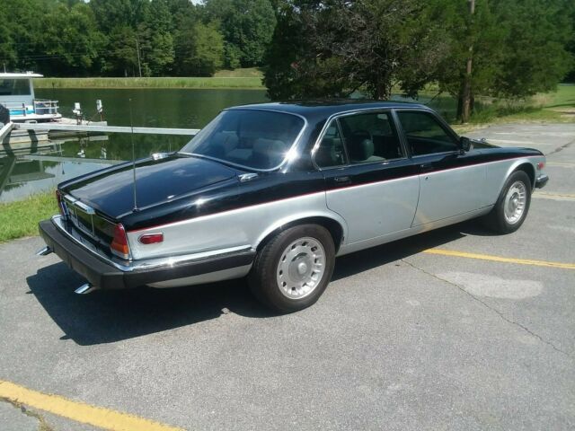1985 Jaguar XJ6 Sedan