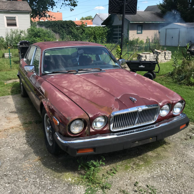 1985 Burgundy Jaguar XJ6 Sedan