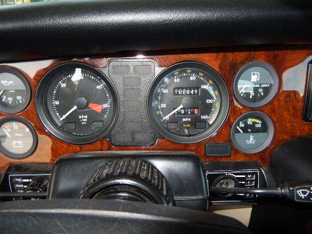 1985 Gold Jaguar XJ6 Sedan