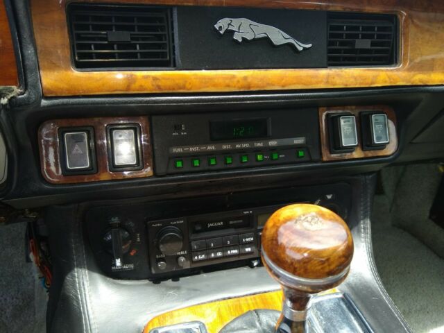 1985 Red Jaguar XJS Cabriolet