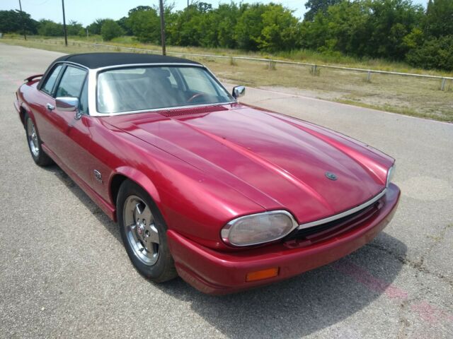 1985 Red Jaguar XJS Cabriolet