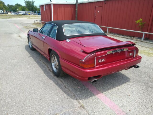 1985 Red Jaguar XJS Cabriolet