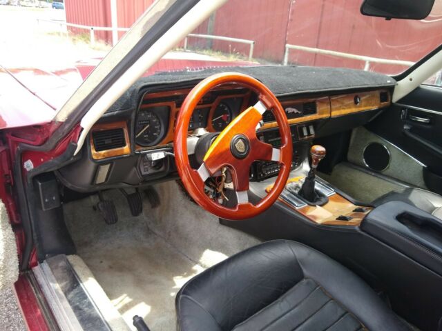 1985 Red Jaguar XJS Cabriolet