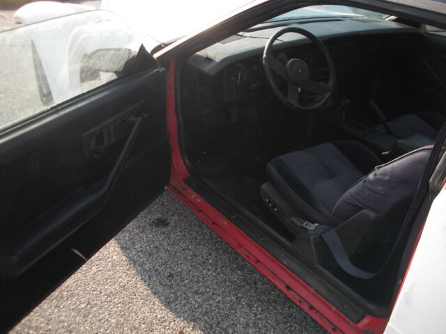 1985 Red Chevrolet Camaro Coupe
