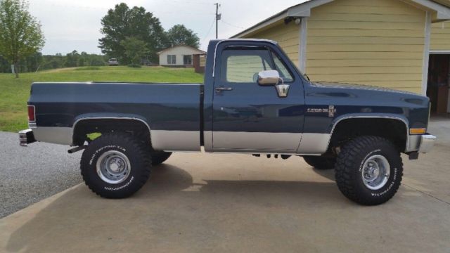 1985 Blue Chevrolet C/K Pickup 1500 Standard Cab Pickup