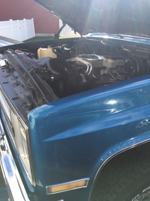1985 Blue Chevrolet C/K Pickup 1500 Standard Cab Pickup