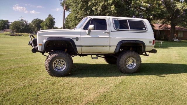 1985 White Chevrolet Blazer