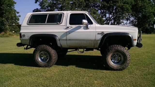 1985 White Chevrolet Blazer