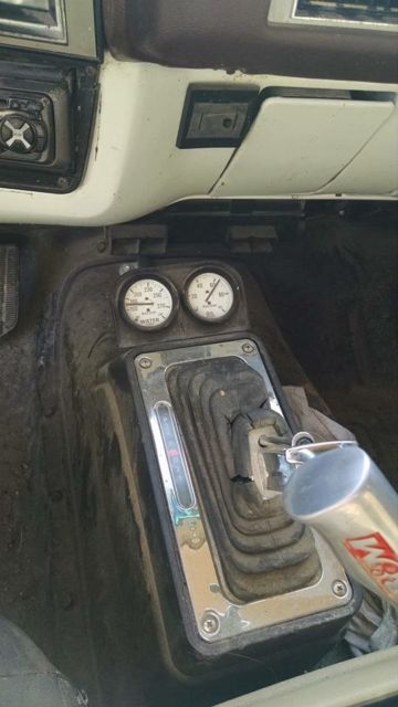 1985 White Chevrolet Blazer