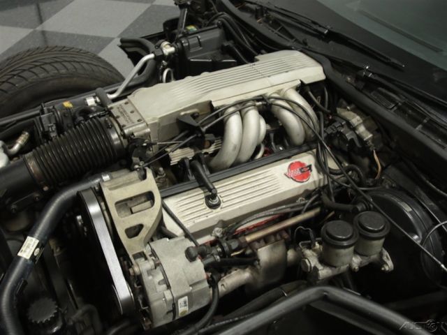 1985 Blue Chevrolet Corvette