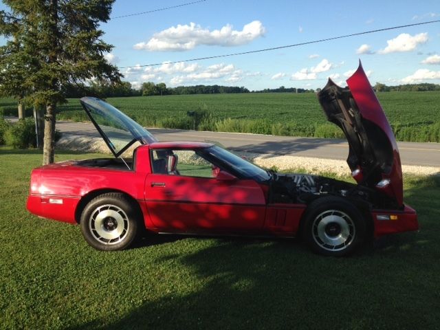 1985 Red Chevrolet Corvette