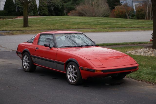 1985 Red Mazda RX-7 Coupe