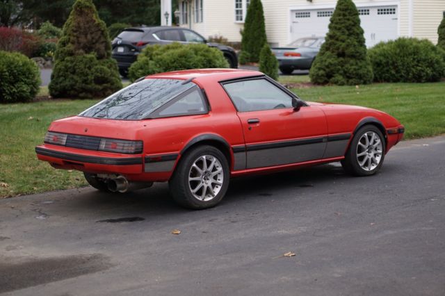 1985 Red Mazda RX-7 Coupe