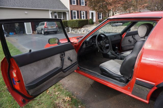 1985 Red Mazda RX-7 Coupe