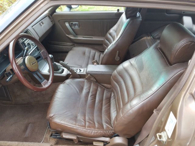 1985 Brown Mazda RX-7 Coupe