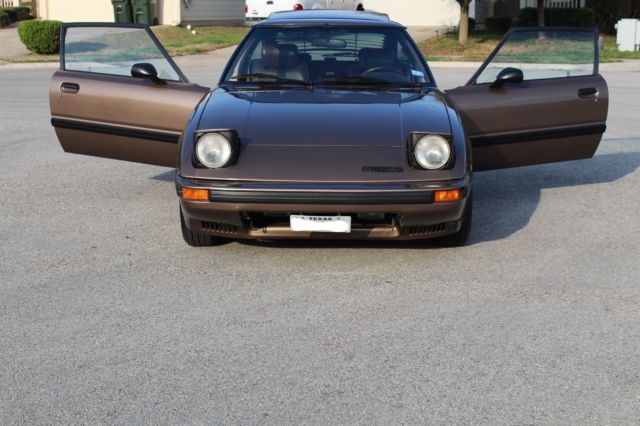 1985 Brown Mazda RX-7 Coupe