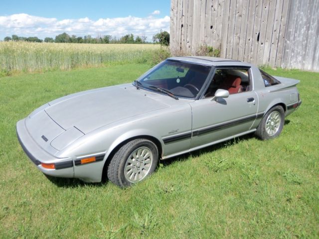 1985 Silver Mazda RX-7 Coupe