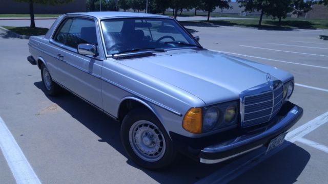 1985 Gray Mercedes-Benz 300-Series Coupe