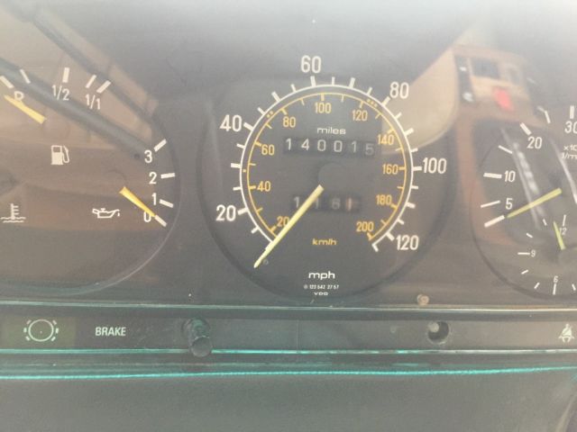 1985 Mercedes-Benz 300-Series