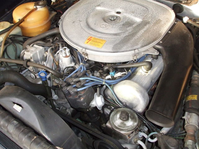 1985 Blue Mercedes-Benz SL-Class Convertible