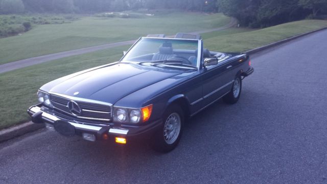 1985 Blue Mercedes-Benz SL-Class Convertible