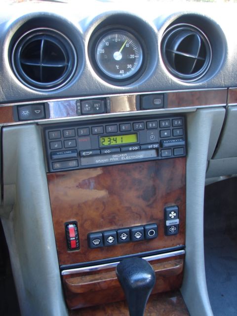 1985 Blue Mercedes-Benz SL-Class Convertible