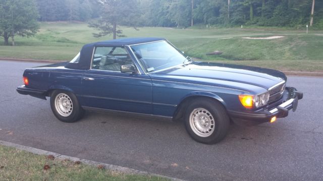 1985 Blue Mercedes-Benz SL-Class Convertible