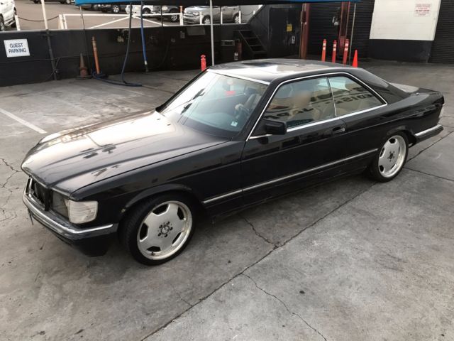 1985 Black Mercedes-Benz 500-Series Coupe