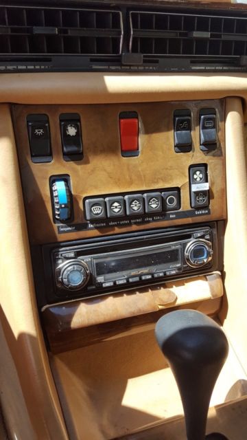 1985 Black Mercedes-Benz 500-Series Coupe