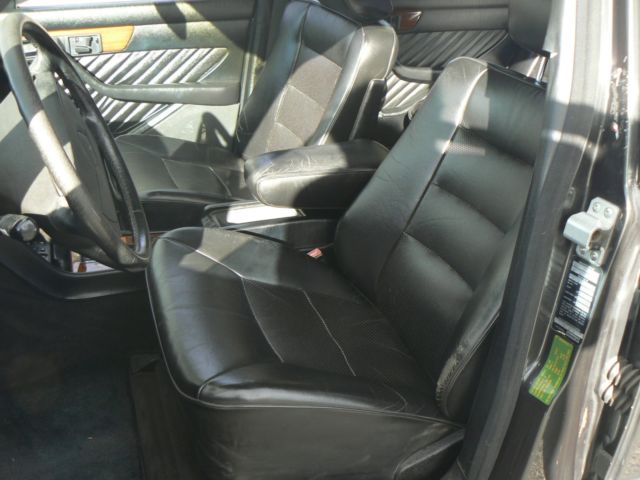 1985 Gray Mercedes-Benz 500-Series Sedan