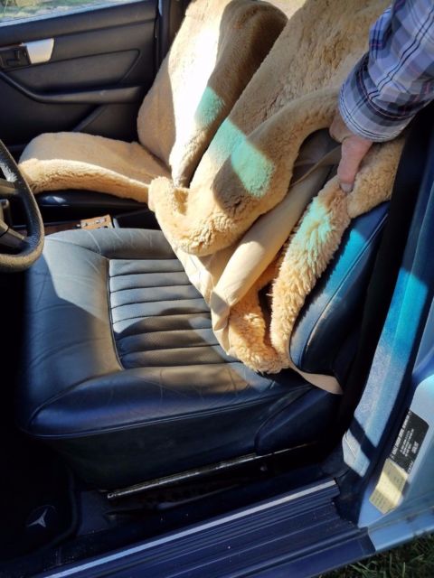 1985 Light Blue silvery Mercedes-Benz 300-Series Sedan