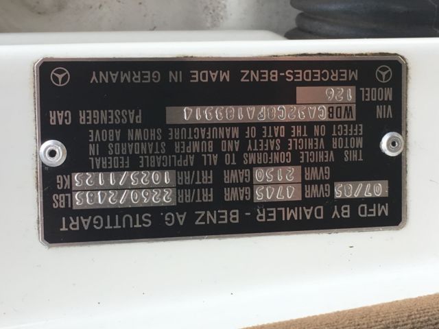 1985 White Mercedes-Benz 300-Series Sedan