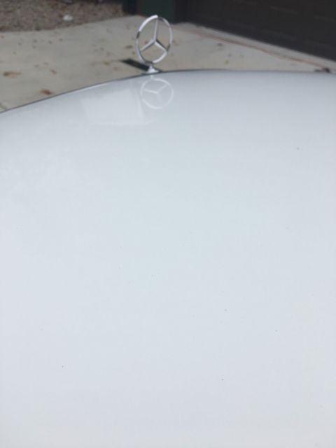 1985 White Mercedes-Benz 300-Series Sedan