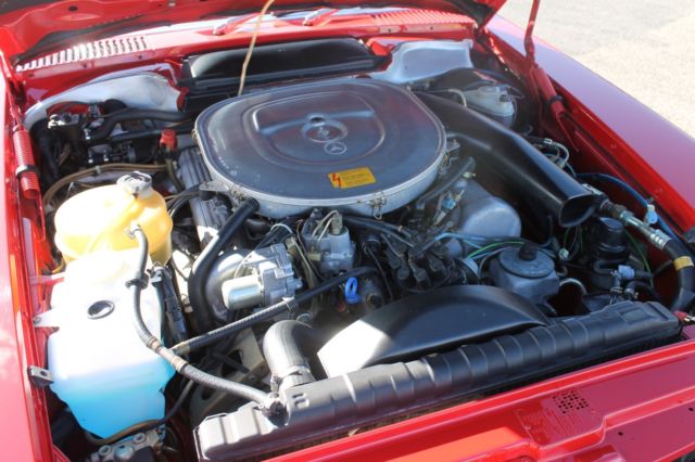 1985 Red Mercedes-Benz SL-Class Convertible
