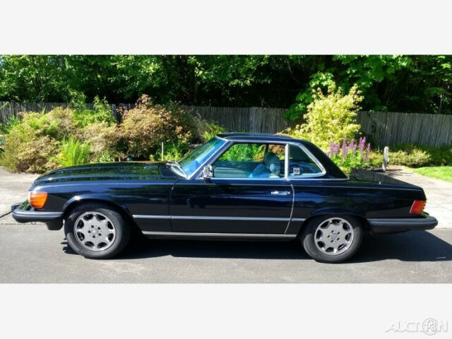 1985 Black Mercedes-Benz 300-Series Convertible